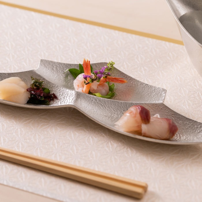 平皿 Sasa S≪在庫確認後、21営業日程で出荷≫ ( 能作 母の日 プレゼント 初任給 プレート 醤油皿 豆皿 和食 洋食 高岡銅器 )