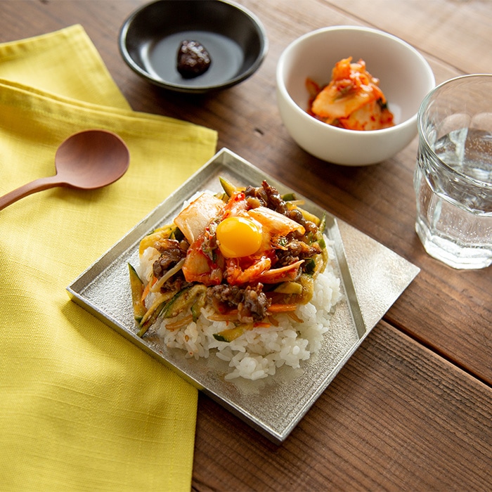 つまみ皿 KAKU L≪在庫確認後、21営業日程で出荷≫ ( 能作 母の日 プレゼント 初任給 プレート 醤油皿 豆皿 和食 洋食 高岡銅器 )