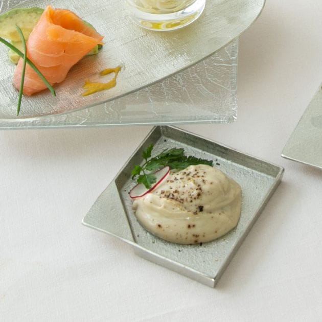 【送料無料】つまみ皿 KAKU S≪在庫確認後、21営業日程で出荷≫ ( 能作 母の日 プレゼント 初任給 プレート 醤油皿 豆皿 和食 洋食 高岡銅器 )