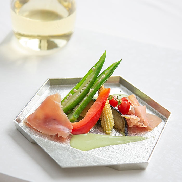 つまみ皿 TAKASU L≪在庫確認後、21営業日程で出荷≫ ( 能作 母の日 プレゼント 初任給 プレート 醤油皿 豆皿 和食 洋食 高岡銅器 )