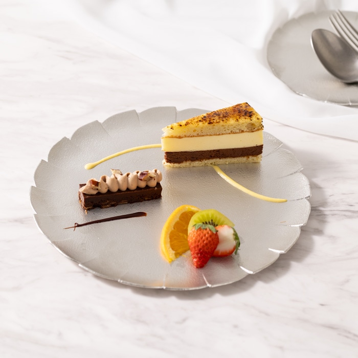 【送料無料】大皿 Edge L≪在庫確認後、21営業日程で出荷≫ ( 能作 母の日 プレゼント 初任給 盛皿 プレート テーブルウェア 食器 パーティー 高岡銅器 )