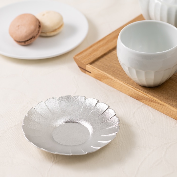 ソーサー Edge≪在庫確認後、21営業日程で出荷≫ ( 能作 母の日 プレゼント 初任給 セット ソーサー ティーカップ 美味しい おすすめ 高岡銅器 )