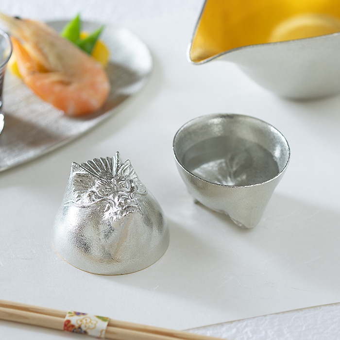 【送料無料】ぐい呑 干支 辰≪在庫確認後、21営業日程で出荷≫ ( 能作 母の日 プレゼント 初任給 巳 蛇 十二支 2025年 開運 高岡銅器 )