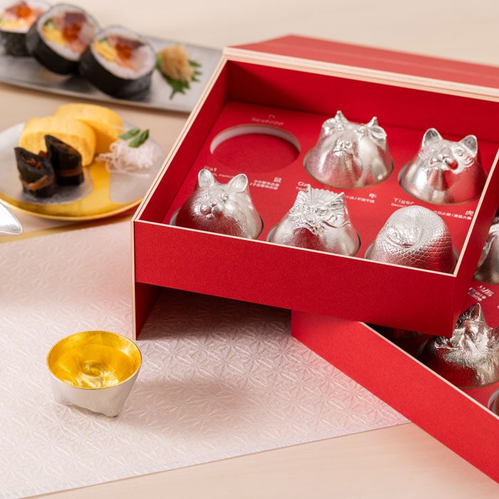 【送料無料】ぐい呑セット 干支 十二支 金箔 12種入り≪在庫確認後、10~14営業日程で出荷予定≫ ( 能作 巳 蛇 十二支 2025年 開運 高岡銅器 )