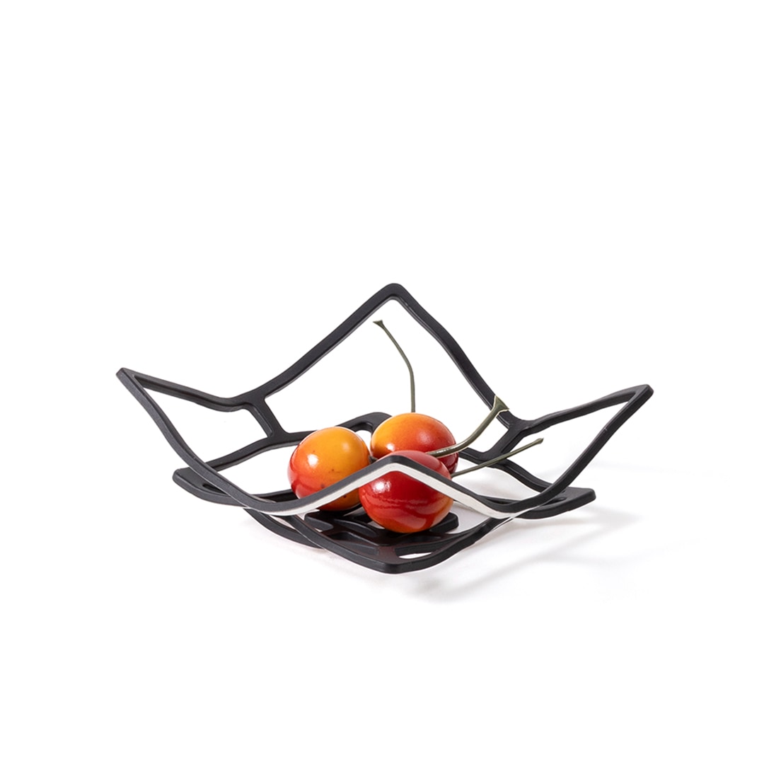 KAGO スクエア リバーシブルブラック S≪在庫確認後、21営業日程で出荷≫ ( 能作 母の日 プレゼント 初任給 かご かごバック 収納 果物 野菜 高岡銅器 )