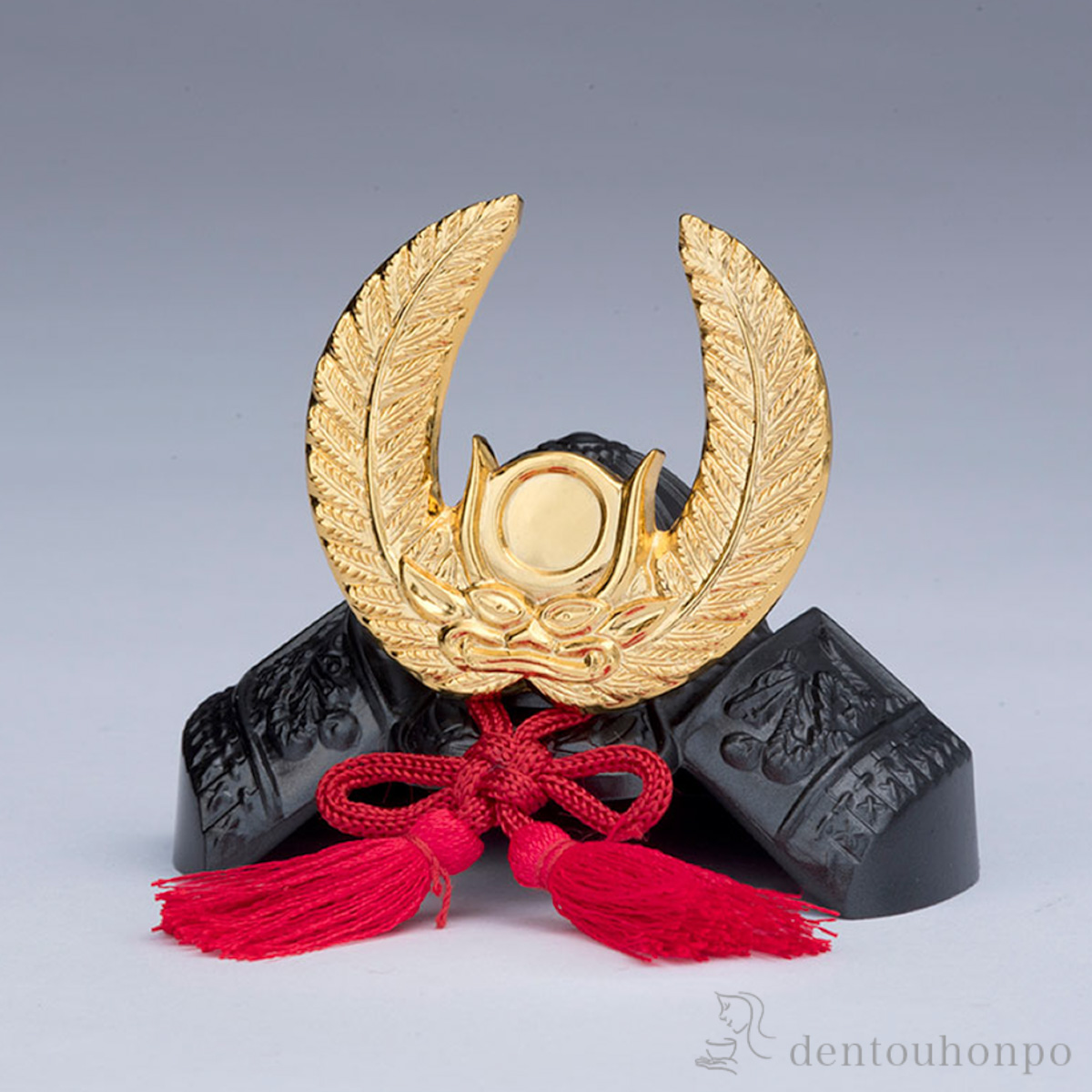 【送料無料】BUSHIDO 兜 徳川家康公≪在庫確認後、1~3営業日で出荷≫ ( 木札名入れ有料 兜 武者人形 コンパクト こいのぼり 人気 高岡銅器 )