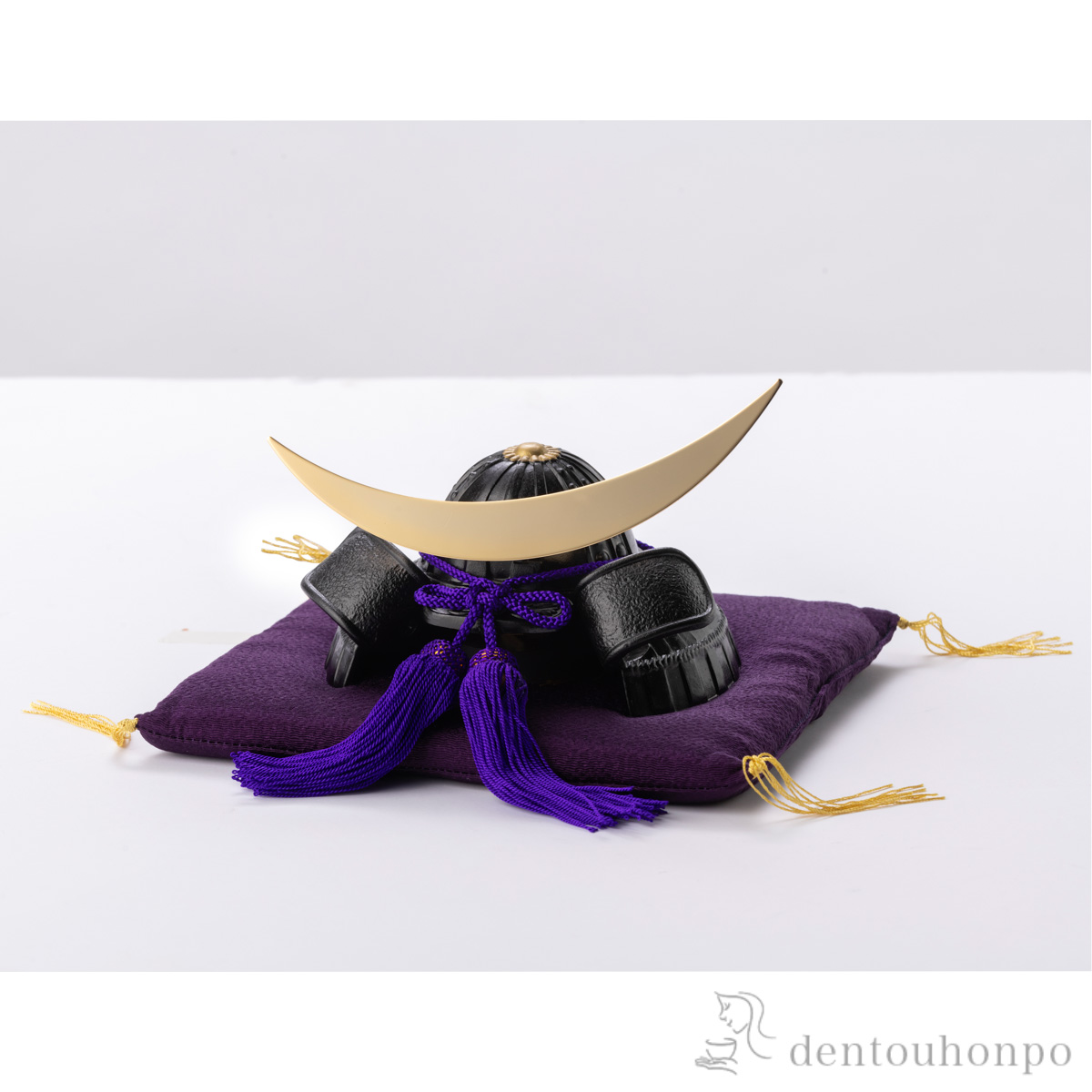 【送料無料】戦国武将 兜 伊達政宗公≪在庫確認後、4~7営業日程で出荷≫ ( 兜 武者人形 コンパクト こいのぼり 人気 高岡銅器 )