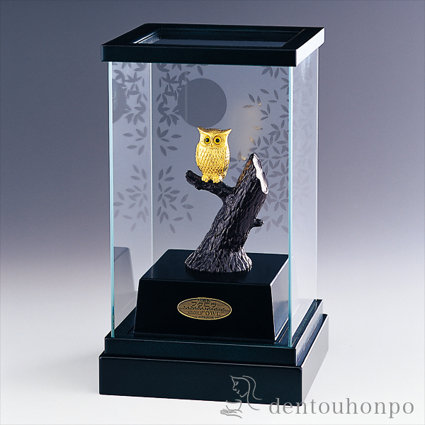 【送料無料】純金 フクロウ 6g≪1ヶ月程で出荷予定≫ ( 光則（金工芸） 木札名入れ有料 高級 コレクション 美術品 工芸品 伝統 東京銀器（金工芸） )