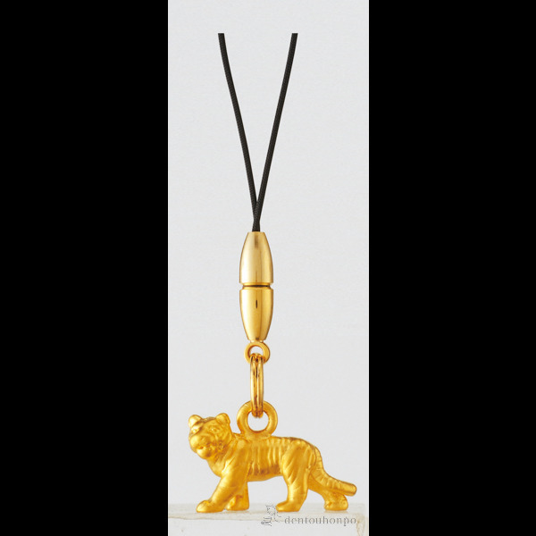 【送料無料】純金製 ストラップ 寅≪在庫確認後、10~14営業日程で出荷≫ ( シューホーン くつべら 靴ベラ おしゃれ ブランド 東京銀器（金工芸） )