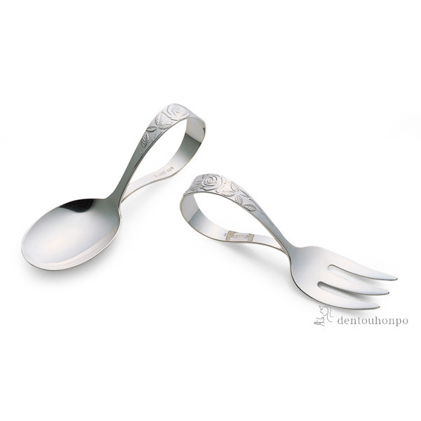 【送料無料】銀製 ベビースプーン＆フォークセット 薔薇（バラ）≪在庫確認後、10~14営業日程で出荷≫ ( 退職祝い 定年 赤ちゃん ベビー キッズ 離乳食 出産祝い 東京銀器（銀工芸） )
