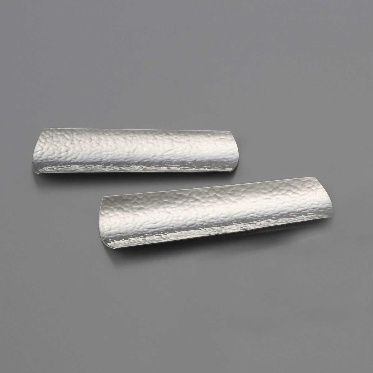 【送料無料】純銀 茶箕 鎚目 27g≪在庫確認後、10~14営業日程で出荷≫ ( 退職祝い 定年 茶器 抹茶 湯沸かし 茶室 人気 東京銀器（銀工芸） )