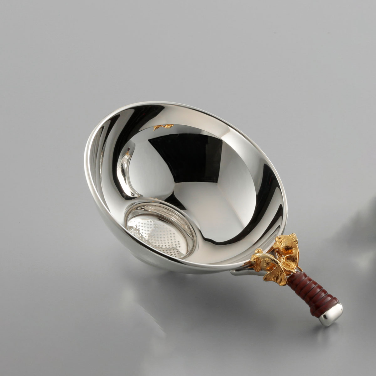 【送料無料】純銀 茶漉し金魚 2匹 99g≪在庫確認後、10~14営業日程で出荷≫ ( 茶器 抹茶 湯沸かし 茶室 人気 東京銀器（銀工芸） )