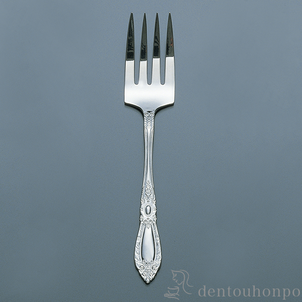 【送料無料】銀製 キングリチャード サービングフォーク≪在庫確認後、10~14営業日程で出荷≫ ( セット ティー コーヒー デザート 出産祝い 東京銀器（銀工芸） )