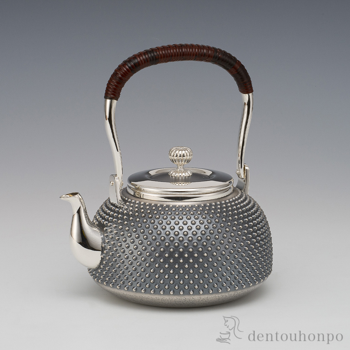 【送料無料】純銀 湯沸 霰 5.0号 並型 A・700g≪在庫確認後、10~14営業日程で出荷≫ ( 高級 コレクション 美術品 工芸品 伝統 東京銀器（銀工芸） )