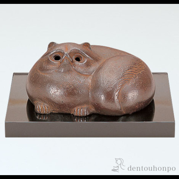 【送料無料】銅製 壷香炉 木製塗板付き≪在庫確認後、1~3営業日で出荷≫ ( 木札名入れ有料 置物 幸運 風水 縁起物 人気 高岡銅器 )