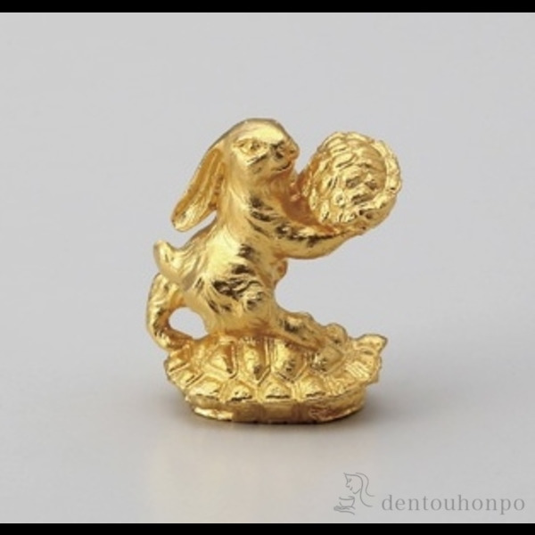 【送料無料】銅製 兎と亀≪在庫確認後、1~3営業日で出荷≫ ( 木札名入れ有料 置物 幸運 風水 縁起物 人気 高岡銅器 )