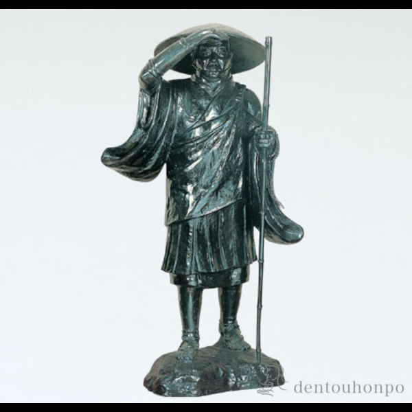 【送料無料】銅製 親鸞聖人 50号≪在庫確認後、1~3営業日で出荷≫ ( 木札名入れ有料 銅像 屋外 美術品 工芸品 伝統 高岡銅器 )