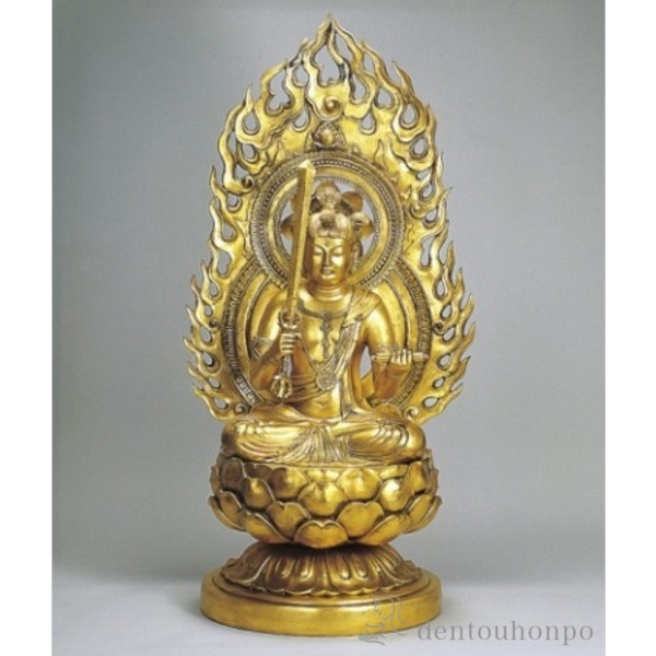 【送料無料】銅製 文珠菩薩 金箔 卯年生まれのお守本尊（三七日）≪在庫確認後、1~3営業日で出荷≫ ( 木札名入れ有料 仏像 お寺 日本 屋外 屋内 高岡銅器 )