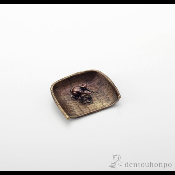 【送料無料】銅製 香立 箕にねずみ≪在庫確認後、1~3営業日で出荷※5／8以降≫ ( 初任給 プレゼント 母の日 お香 線香 リラックス 仏具 人気 高岡銅器 )