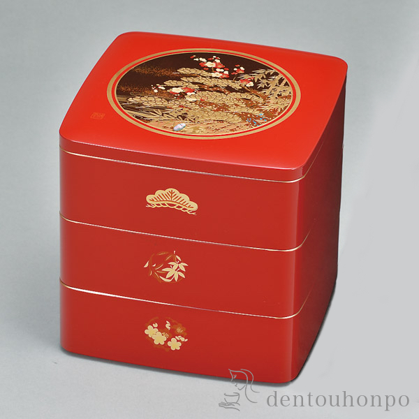 【送料無料】都三段重 松竹梅 赤 6寸≪在庫確認後、1~3営業日で出荷≫ ( 退職祝い 定年 おせち 運動会 漆塗り お正月 人気 山中漆器 )