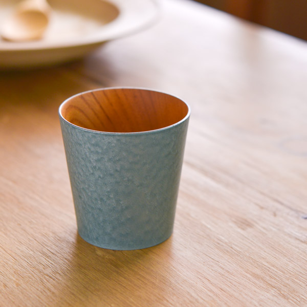 【送料無料】うつろいカップ グリーンパール／ナチュラル S≪在庫確認後、1~3営業日で出荷≫ ( 焼酎グラス ビアカップ ビールグラス フリーカップ グラス 山中漆器 )