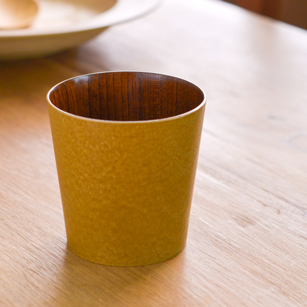 【送料無料】うつろいカップ シャンパンゴールド／拭漆 M≪在庫確認後、1~3営業日で出荷≫ ( 焼酎グラス ビアカップ ビールグラス フリーカップ グラス 山中漆器 )