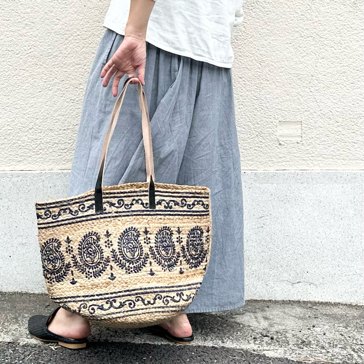 ヘンプ　麻BAG　ブロックプリント　紺　ペーズリー　ショルダー　革　丸底　大きめ　たっぷり　大容量　エスニック　アジアン　雑貨　バッグ　194B00001