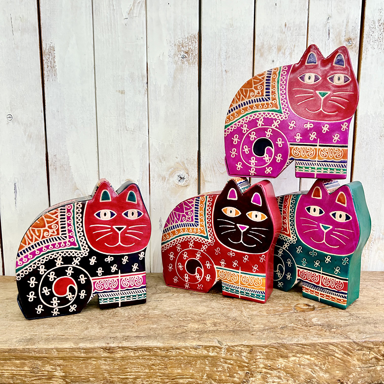 革 貯金箱 革小物 エスニック 雑貨 ねこ　ネコ　猫　224Z00004