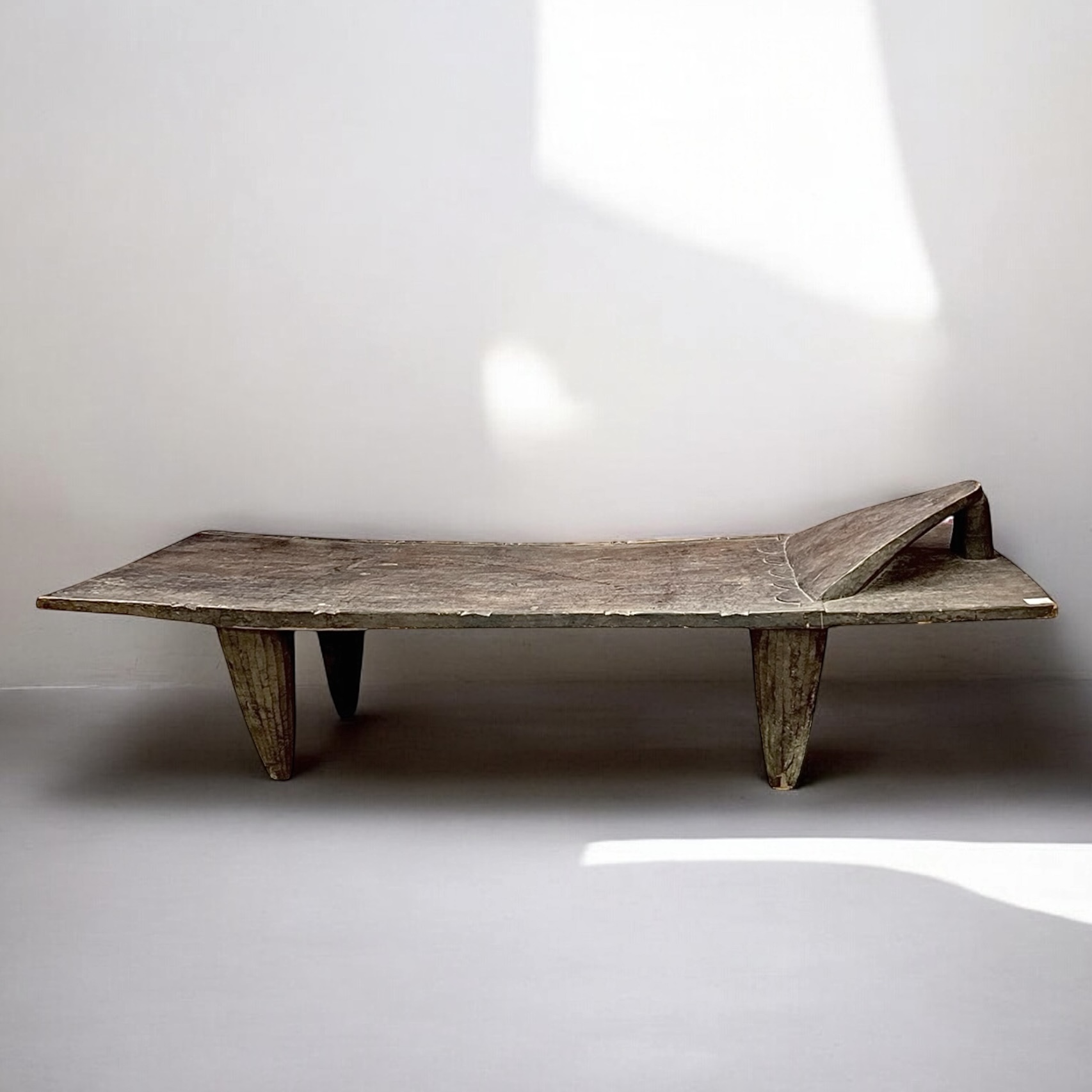 アフリカ セヌフォ族 ベット【送料別途】 約281×86 木製 アフリカン 家具 インテリア プリミティブ FA-006