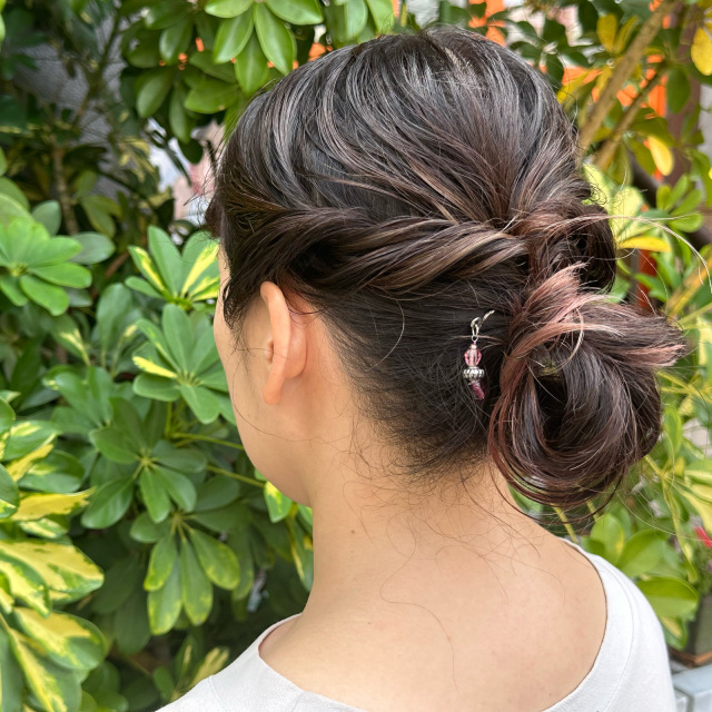 かんざし Uピン .紫 ガラス 鈴 U字 髪飾り まとめ髪 アジアン