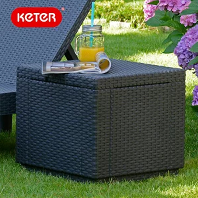 ガーデンファニチャー