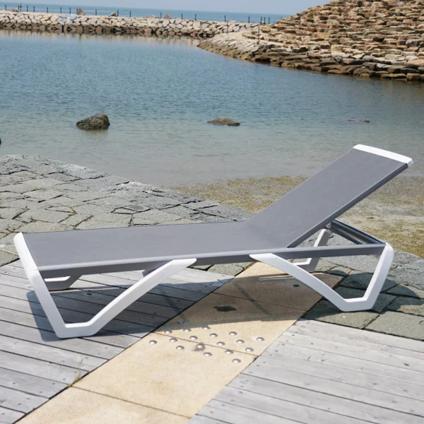 サンラウンジャー