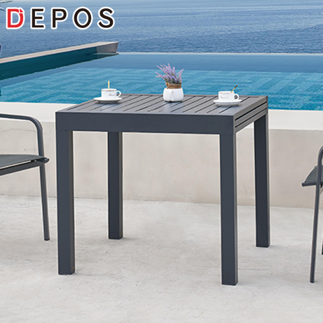 グリシー ガーデンテーブル（Glisser Table）