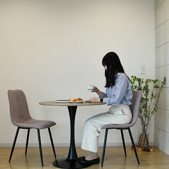 先行予約2026年3月中旬入荷予定 コンフォシリーズ 一枚板風ラウンド