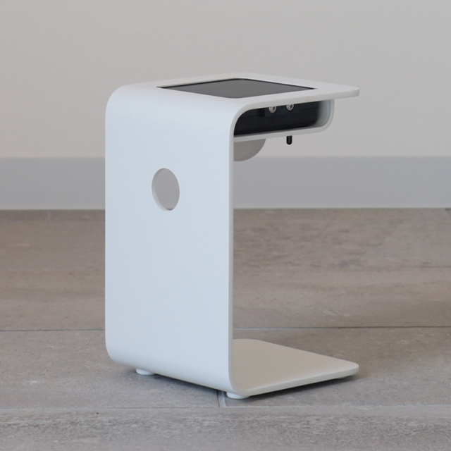 リヒトルーモテーブルホワイトソーラーライトの全身