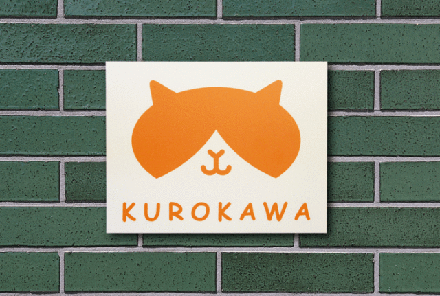 猫の顔をデザインした表札