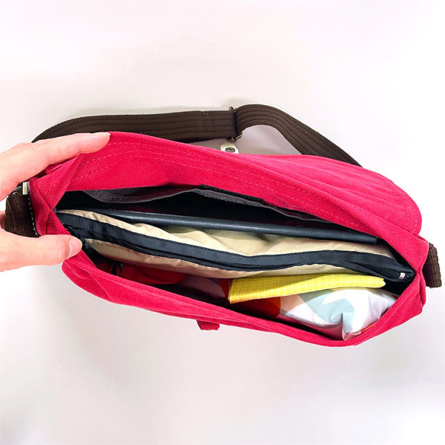 BAGWORKS ポストマン ショルダーバッグ Sサイズ B5 赤 レッド