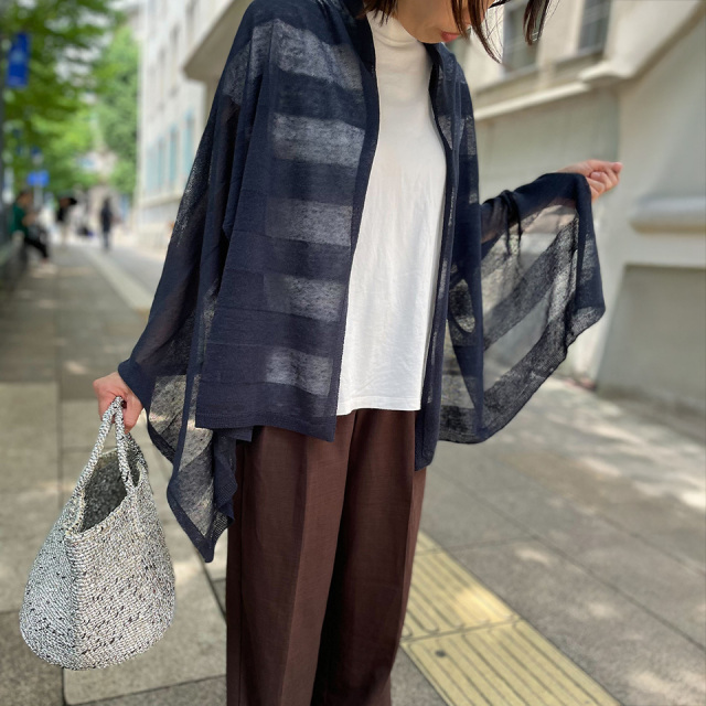 MOYURU リネン混ポンチョ MOYURU リネン混ポンチョ