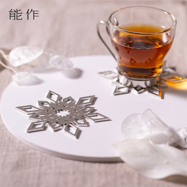 能作 雪の結晶 錫のコースター 箸置き ティンクリスタル