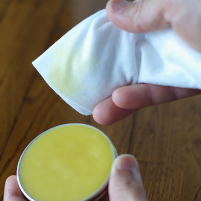 みつろうクリーム 木工用 蜜蝋 ワックス 自然素材100％ フローリング 床 木製テーブル 尾山製材