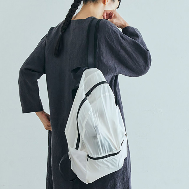 TO＆FRO 空気のような軽さのバックパック リュック 撥水 パッカブル