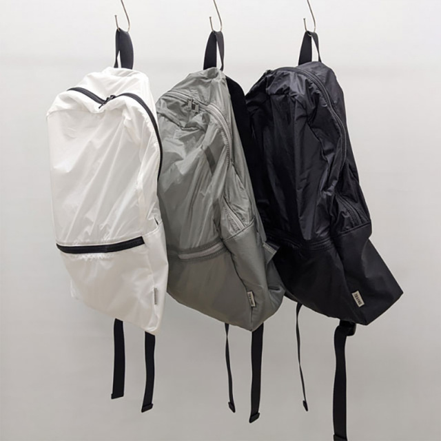 TO＆FRO 空気のような軽さのバックパック リュック 撥水 パッカブル