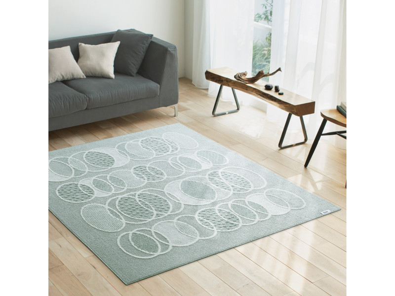 洗える超軽量ラグ