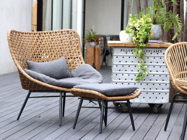 リゾネア パーソナルチェア（オットマン付）