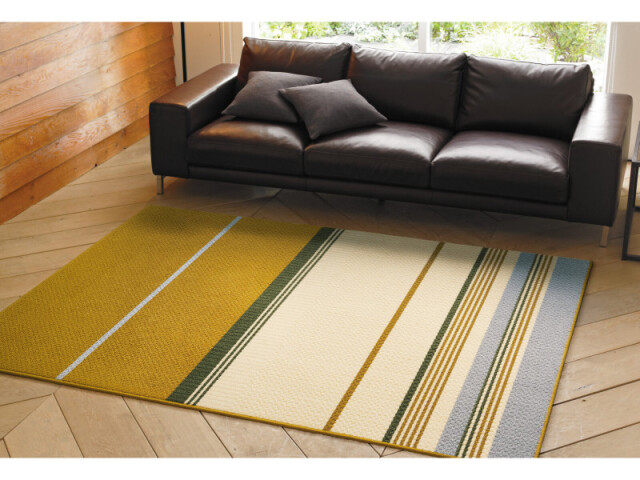 ズレや滑りに強い、ハニカムフィットを採用のラグ