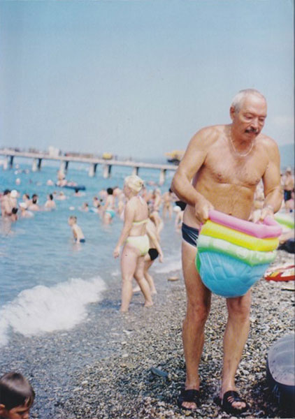 Rob Hornstra: Kiev - The Sochi Project Sketchbook Series no. 03