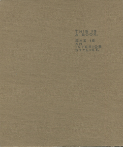 ユーカリ This is a book. She is an interior stylist.