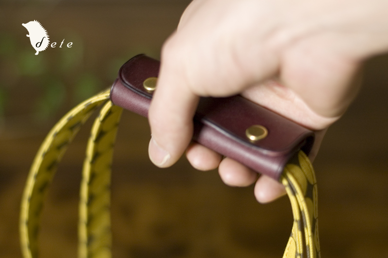 エコバッググリップ　布のバッグをカラフルなヌメ革持ち手でオシャレに