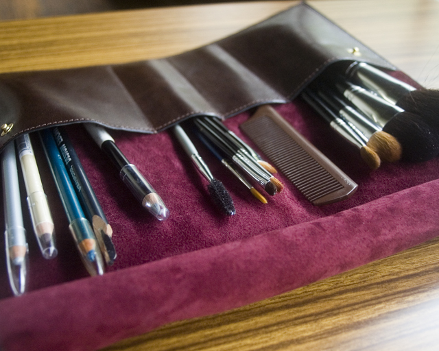 dete メイクブラシケース