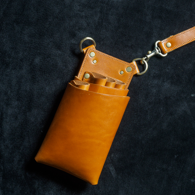 アウトレット　職人を育てるシザーケース【M02-4　1st.type】4丁用　２段　